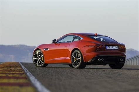 Jaguar F-Type Coupe is the 2015 CNBC TV18 OVERDRIVE Performance Car Of ...