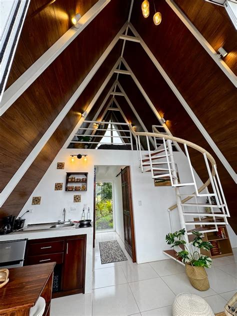 Beautiful and new chalet with jacuzzi in La Fortuna - Cabins for Rent ...