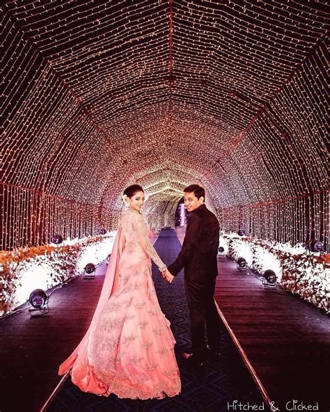 Best Wedding Bride Entrance 的图像结果