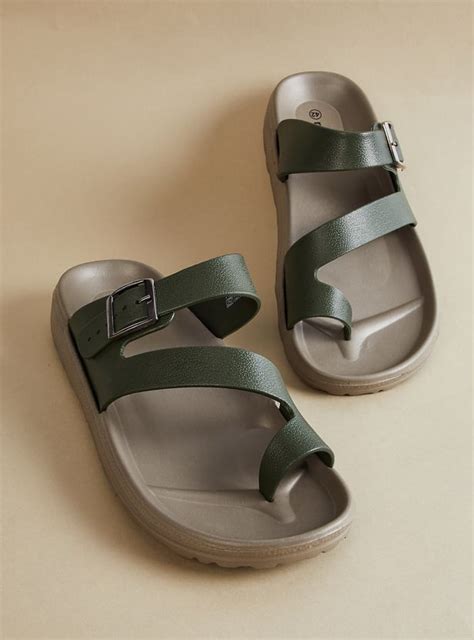 Buy Men Textured One Toe Sandals Online at just Rs. 399.0 ...