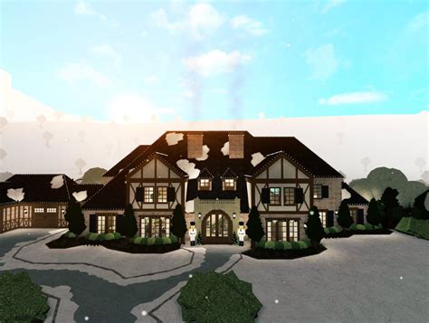what is the biggest house in bloxburg