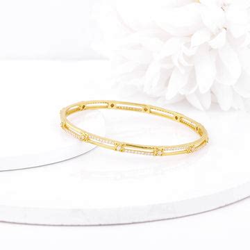 Buy Stylish Silver & Gold Bangles for Women at Best Price – GIVA Jewellery