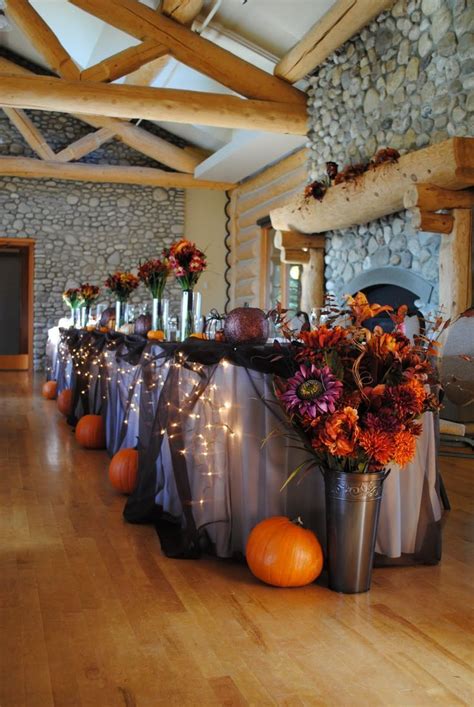 halloween wedding flowers