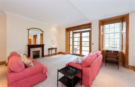 JK Rowling wrote 4 Harry Potter books inside this Scottish mansion ...