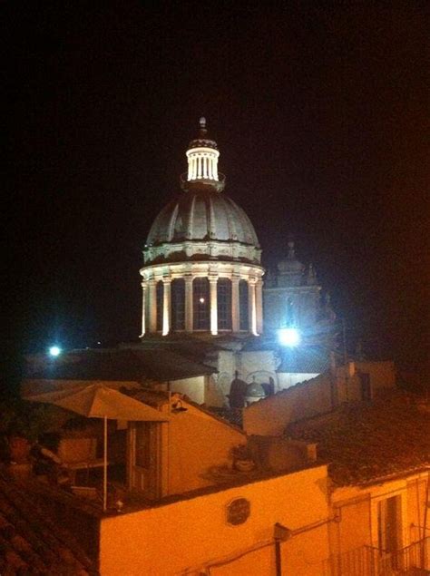 ALLA CORTE DI MORFEO (Ragusa, Italy - Sicily) - B&B Reviews & Photos ...