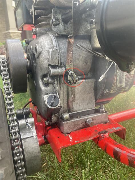 Why is my Tecumseh engine leaking oil? : r/smallenginerepair