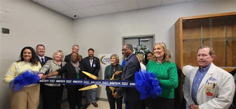 David Raines Community Health Centers Opens School-Based Clinic at ...