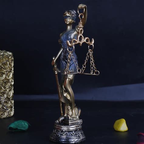 Buy ARTVARKO Andha Kanoon Statue Polyresin Blind Folded Justice Lady ...