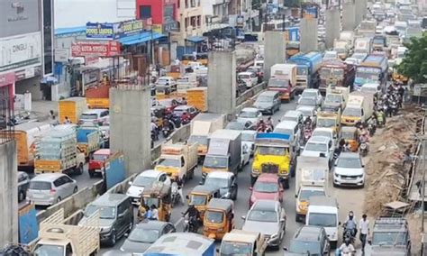 தொடர் விடுமுறை - சொந்த ஊர்களுக்கு படையெடுக்கும் மக்கள்... ஸ்தம்பித்த ...