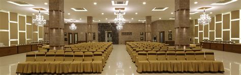 Home [www.bluehourstudios.in]