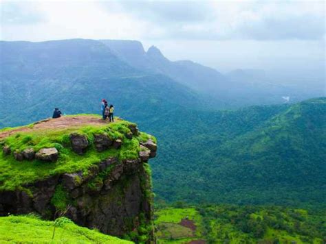 A New Plateau Type Has Been Discovered In The Western Ghats! | Femina.in