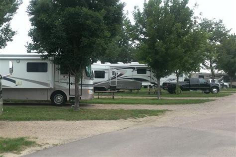 R Campground Charles City Iowa: Family Camping & Fun
