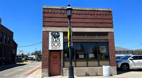Don't believe the rumors: Black Dog's original Urbana location won't ...