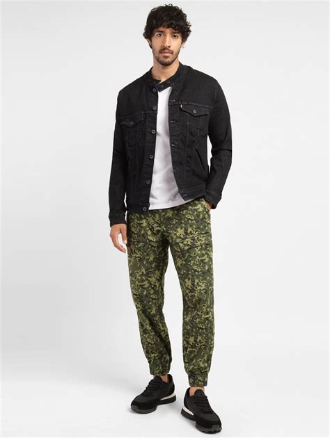 Men's Regular Fit Joggers – Levis India Store