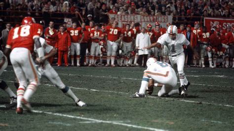 New England Patriots win their first Super Bowl title | February 3 ...