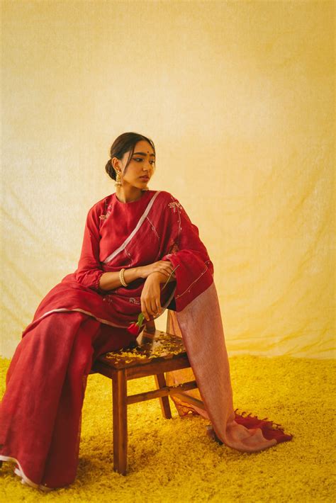 Seti Linen Sari
