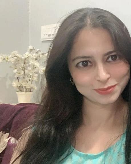 Nazmee Khan Participant of Forever Mrs India 2023