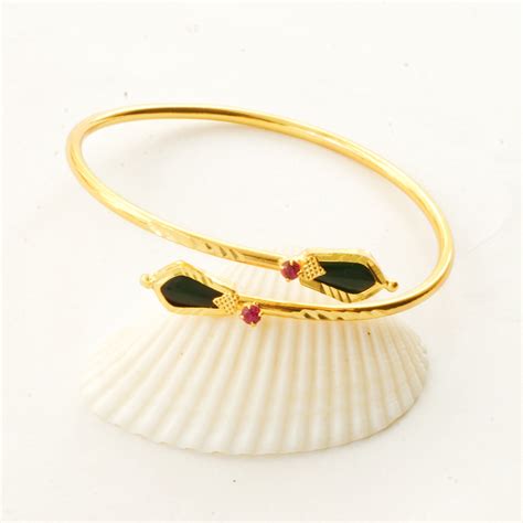 Green Serpent Shaped Palakka Bracelet: Embodying Kerala's Heritage ...