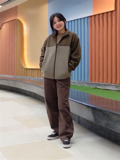 Check styling ideas for「Uniqlo U Crew Neck Short Sleeve T-Shirt、Souffle ...