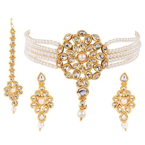 Buy Anika's Creation Elegant Kundan Chokar Necklace Set With Maang ...