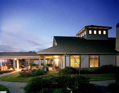 Oaks on Parkwood: The Lodge — Birchfield Penuel Architects