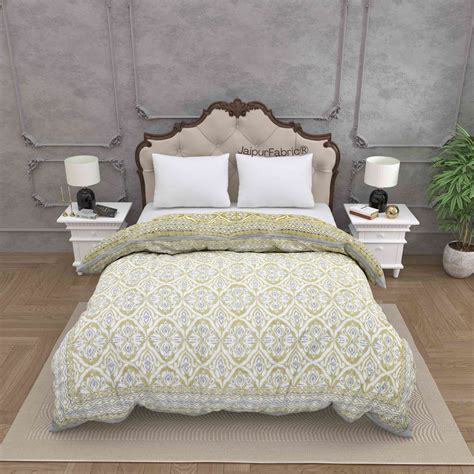 Saffron Splendor Reversible Double Bed Quilt Rajai with Ornate Geometr ...