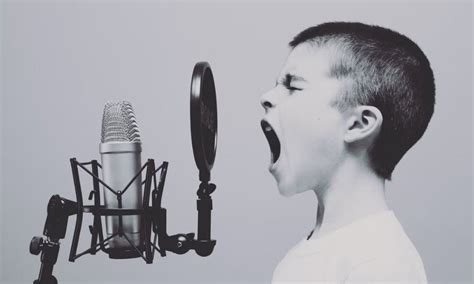 8 Common Voice Problems And How To Deal With Them - Health Hyme