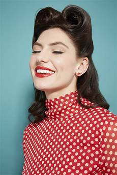 1940s Hairstyles by 14 1940s Hairstyles For Victory Europe Day And Beyond 1940s Hairstyles