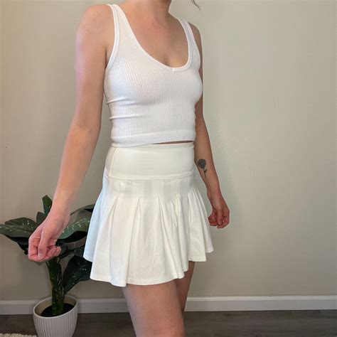 Lovers + Friends Women's White Skirt | Depop