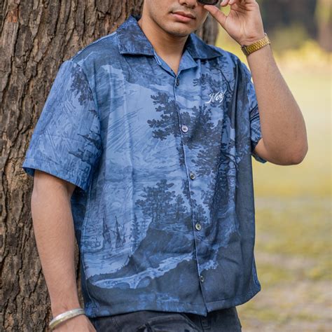 Havens Shirt Contemporary Statement Shirt in Blue | NVRFLD