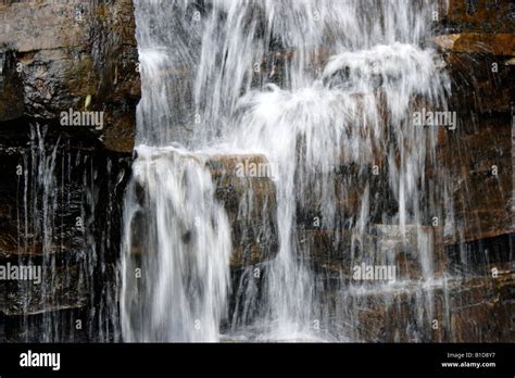 Autumnal Waterfall Tutorial 的图像结果