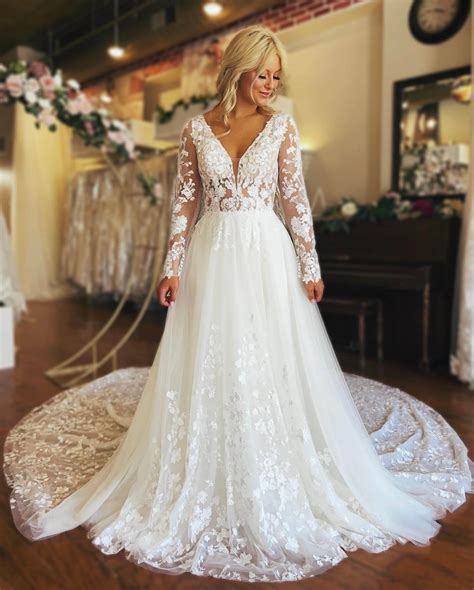 Sleeve Lace Wedding Dresses