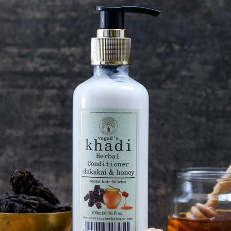 Buy Natural Hair Care Products Online At Vagad's Khadi | LBB