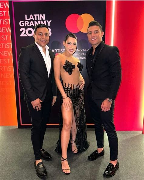 Ana del Castillo, Silvestre Dangond y Carlos Vives, están en Sevilla ...