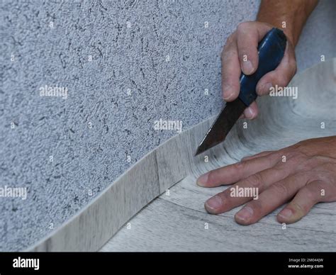 How To Cut Linoleum Around Door Jamb at Melissa Bishop blog