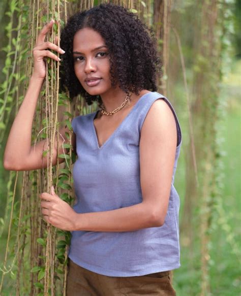 Essential Tips for Women’s Tank Tops | Creatures of Habit