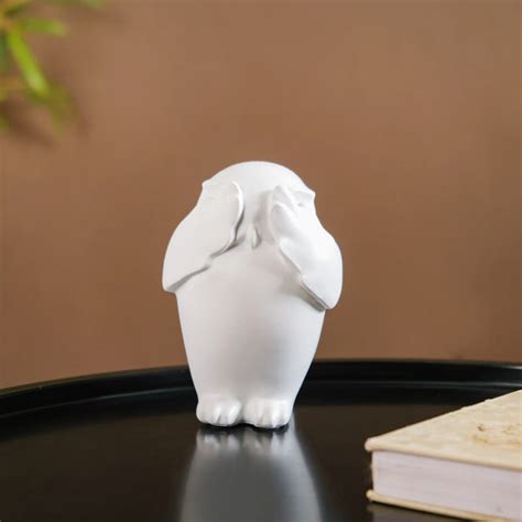 Minimalist Wise Owls Showpiece White Set Of 3 Online - Premium Decor ...