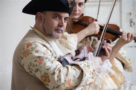 Italian String Instrument 的图像结果