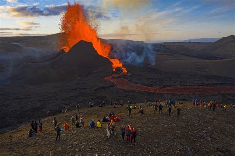 Iceland's Fagradalsfjall volcanic eruption a 'wonder of nature' | Daily ...