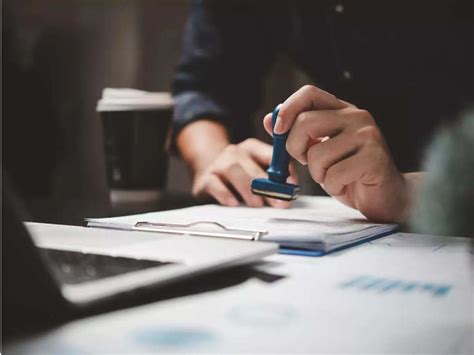 US to update non-immigrant visa interview waiver rules from October 1