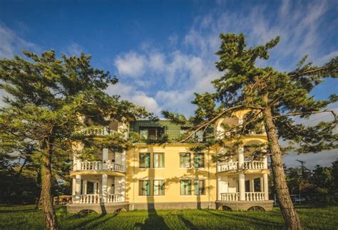 MARSHAL RESORT (Kobuleti) - Lodge Reviews, Photos, Rate Comparison ...