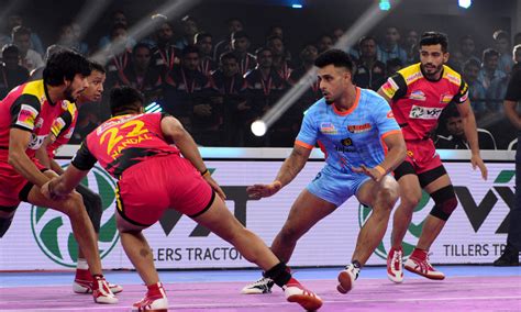 Pro Kabaddi 2022: Bengal Warriors thrash Bengaluru Bulls as Maninder ...