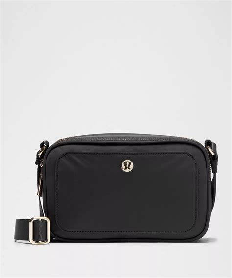 Lululemon Crossbody Camera Bag 2l | ModeSens