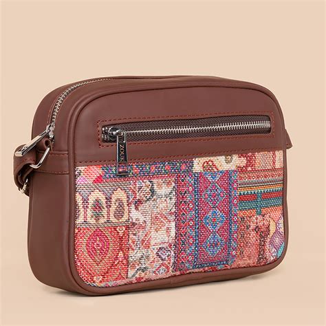 Kutch Gamthi Sling Bag – Zouk