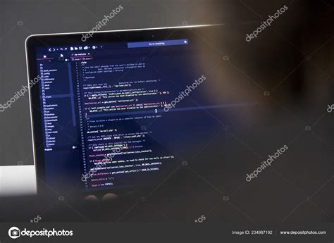 Computer Coder 的图像结果