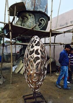 Metal Sculpture maker| Metal sculpture artist | Metal sculpture ...