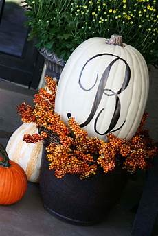 Pumpkin Decor Ideas by 31 Amazing Fall Decorating Ideas Using White Pumpkins Pumpkin Decor Ideas
