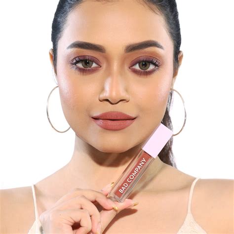 Moisturising Transferproof Liquid Lipstick | 8 Nude Shades – BAD ...