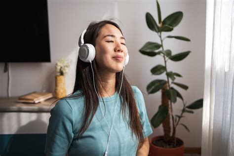 Binaural Beats: Definition, Effects, Benefits