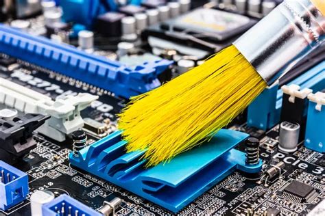Computer maintenance Computer Cleaning 的图像结果